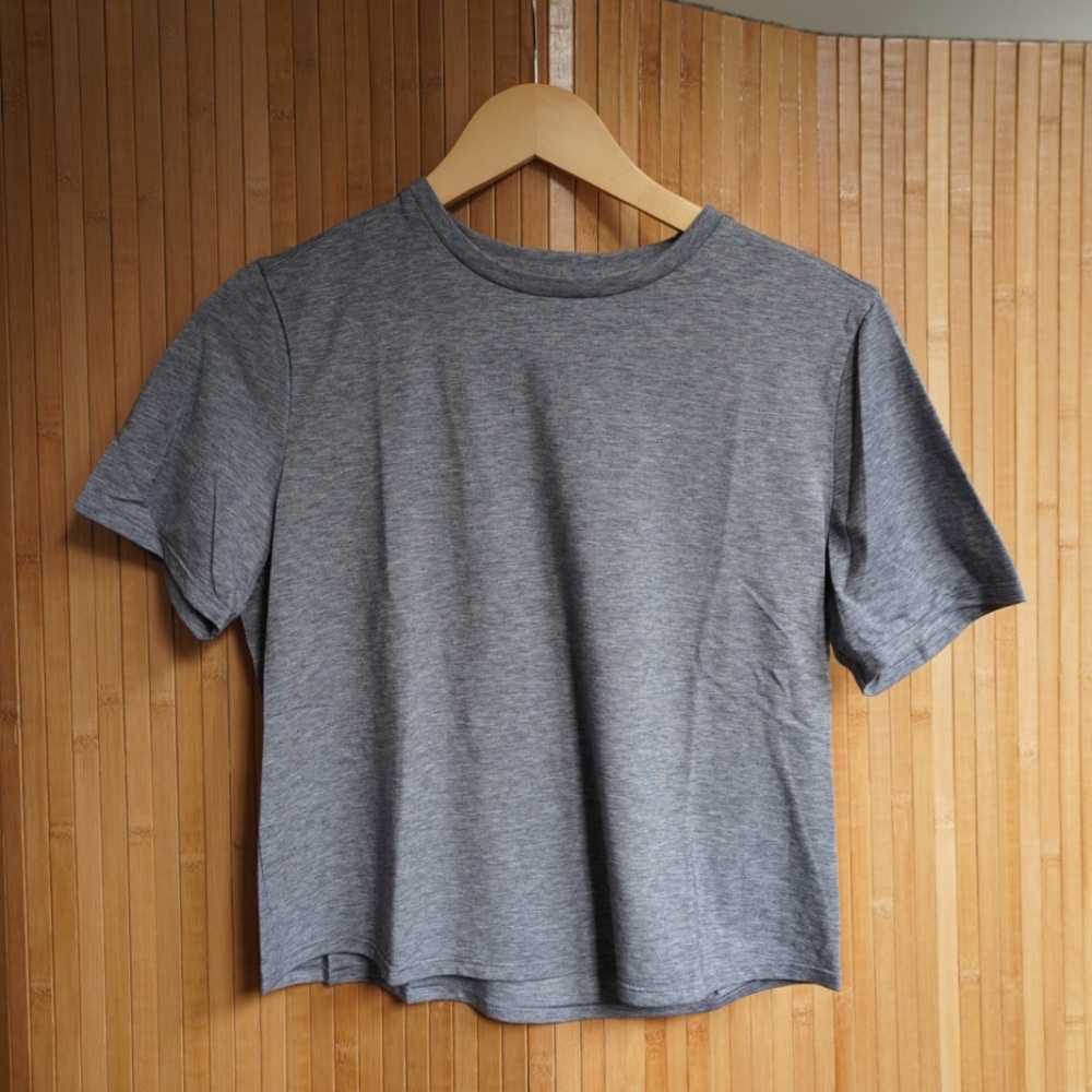 Outdoor Voices Cloudknit boxy shortsleeve tshirt- Size Small